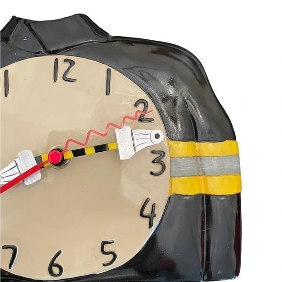 Allen designs Fireman pendulum clock - Picture 4 of 8